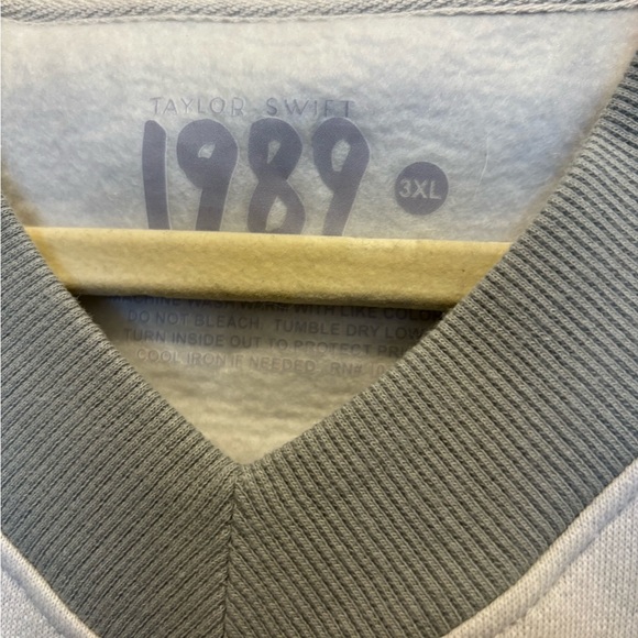 ✨✨1989 Taylor’s Version. Welcome to New York! Brand new. Adult size 3X✨✨ - Picture 5 of 5